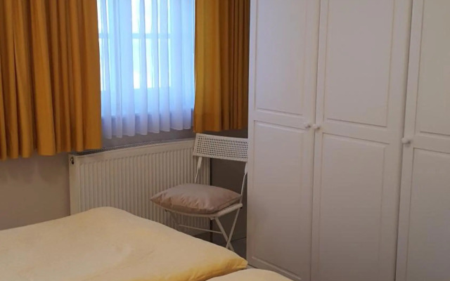 Achtern - Diek - am Strand