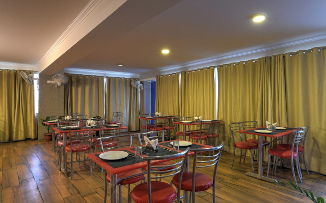 Capital O 16970 Hotel Mahal