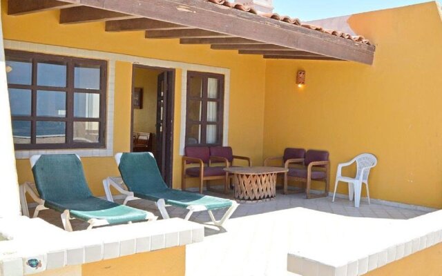 La Gaviota by RedAwning