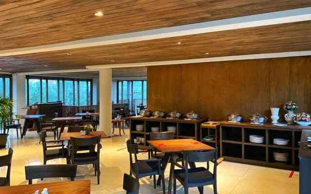 Grand Metro Hotel Puncak