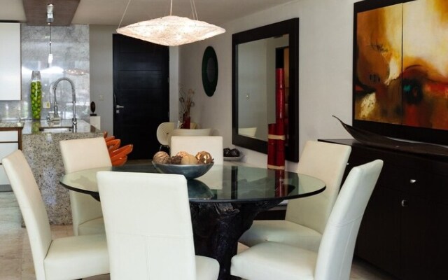 Elements Garden House 6 2 Bedroom Condo by RedAwning
