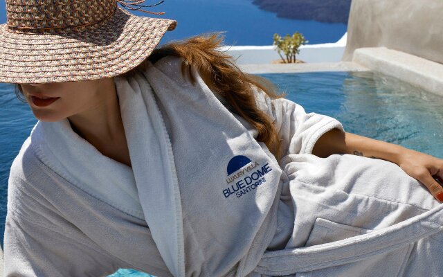 Luxury Villa Blue Dome Santorini