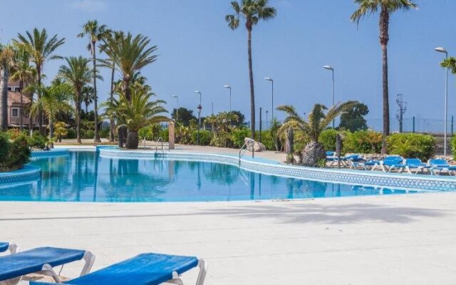 Apartamentos Turísticos Bahía Sur