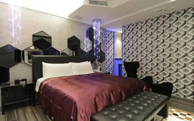M hotel