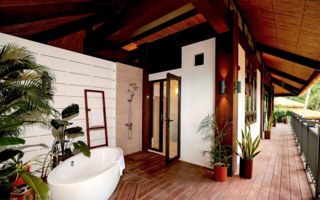 Lihim Resorts
