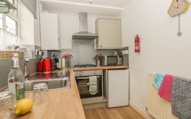 Demeter Holiday Cottage
