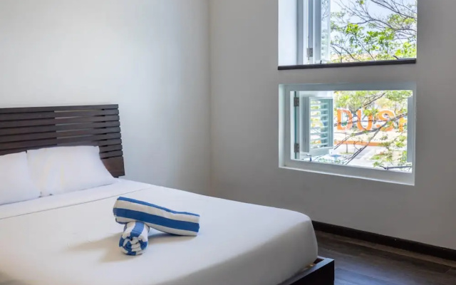 Premium 3BR City Centre Penthouse W Stunning City View
