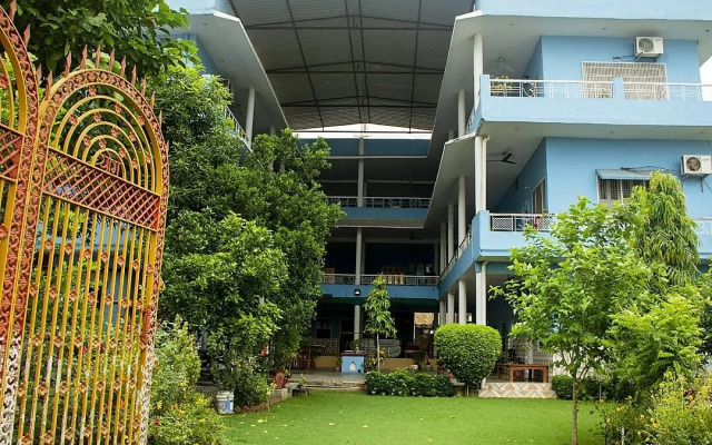 Shri Yoga Mandir Guest House