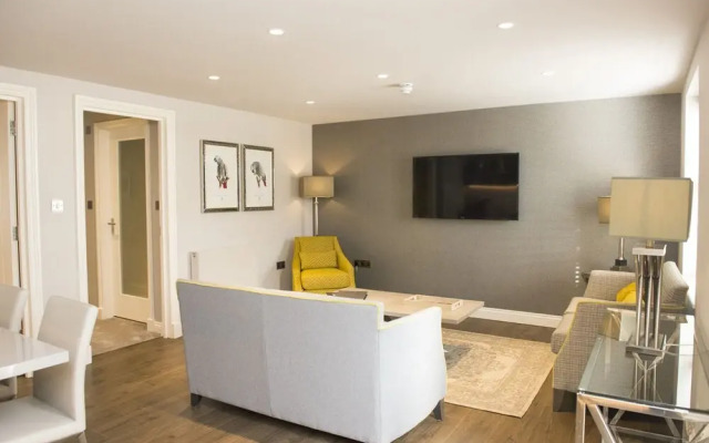 Roundthorn Country House