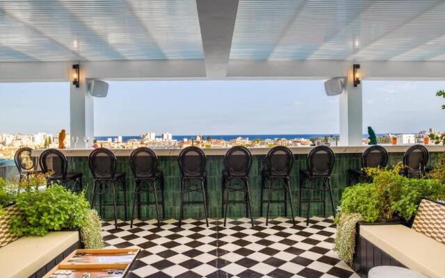 LIV Urban Suites