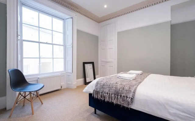Charming 2BD Flat Cheltenham, Gloucestershire