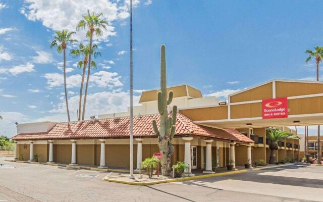 Studio 6 Mesa, AZ – Near Downtown & Sloan Park