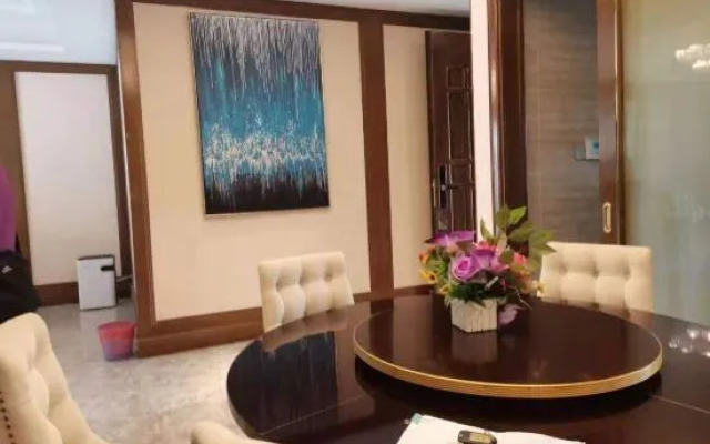 Qidong Risheng Donghai Holiday Apartment