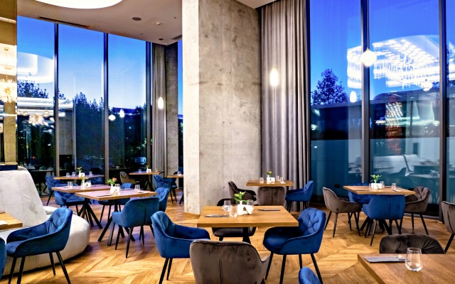 Union Plaza Hotel