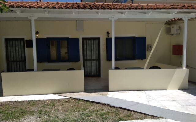 Sarantakis Apartments