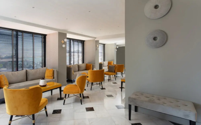 Pantheon City Hotel