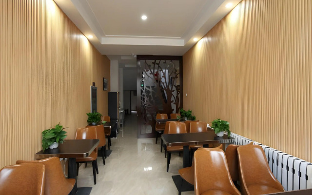 GreenTree Alliance Hulunbeier Zhalantun Railway Station Hotel