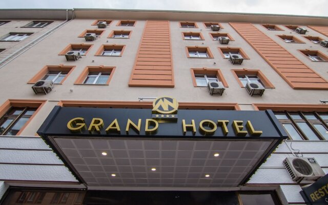 An Grand Hotel