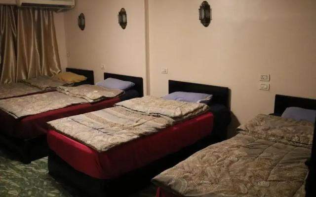 Wake Up Cairo Hostel