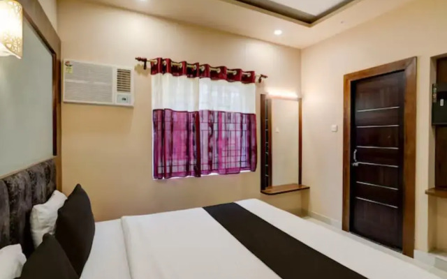 Goroomgo Ruby House Puri
