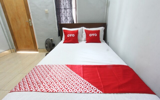 OYO 93267 Barokah Rooms Syariah