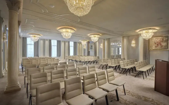 Mandarin Oriental Savoy, Zurich