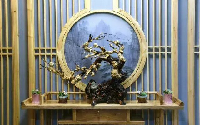 Meet Exquisite Hotel