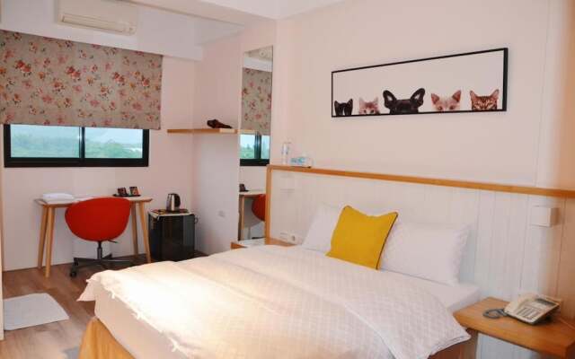 Yujing Warm Breezewarm x Sunny Sky Homestay