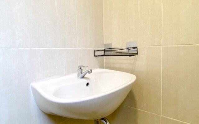 Modern Look Studio At Meikarta Apartment