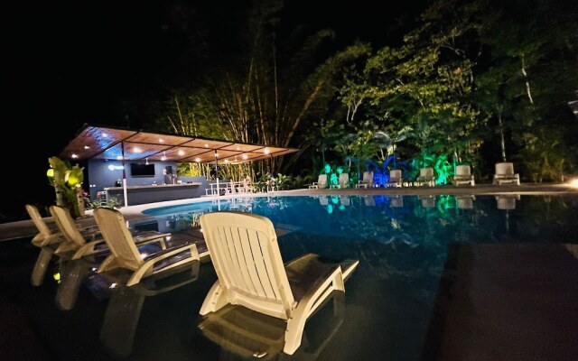 Grand Park Manuel Antonio