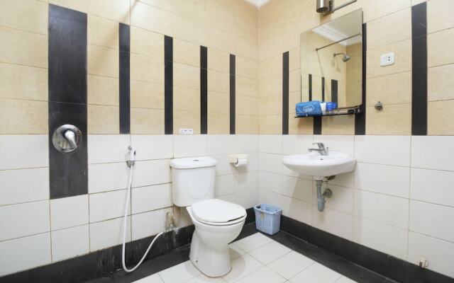 马卡萨艾里帕那库康大道1号酒店(Airy Panakkukang Boulevard 1 Makassar)