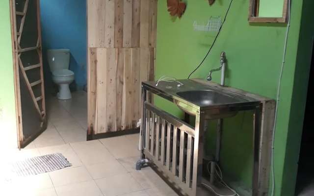 Arjuna Garden Homestay - Hostel