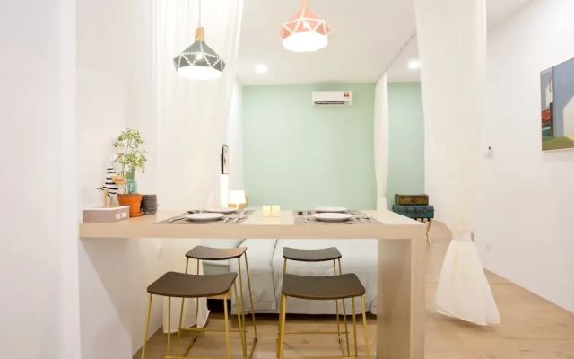 16 Gurney Homestay