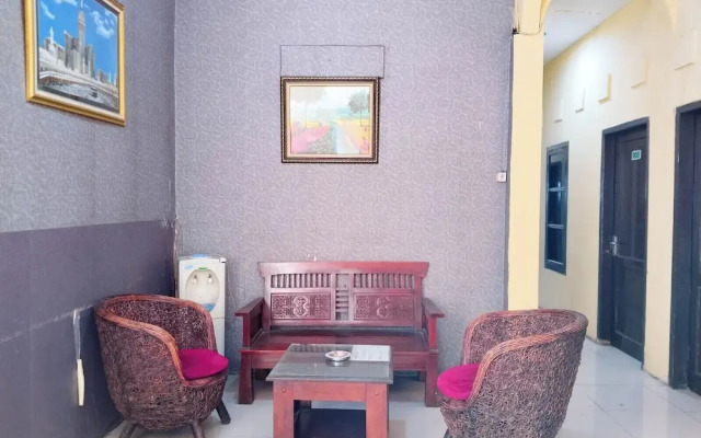 Hotel Labuhan Raya