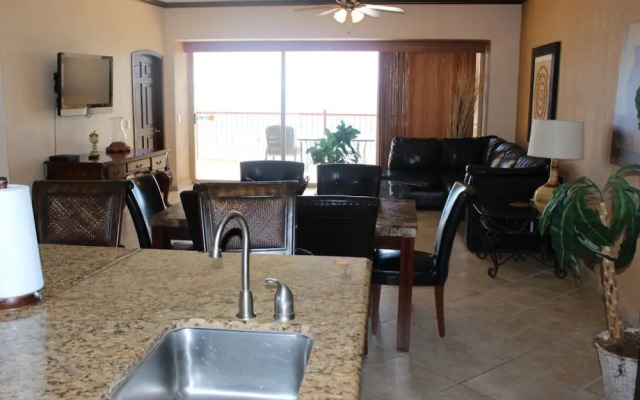 Sonoran Sky 2BR Upper 1007-v by Casago