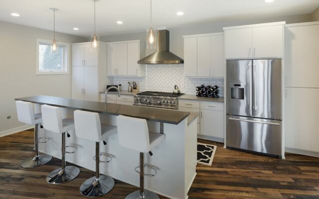 Lakefront Luxury
