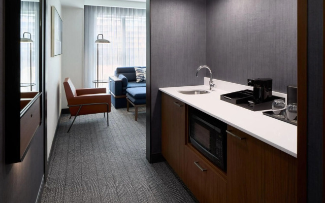 Courtyard Montreal Laval