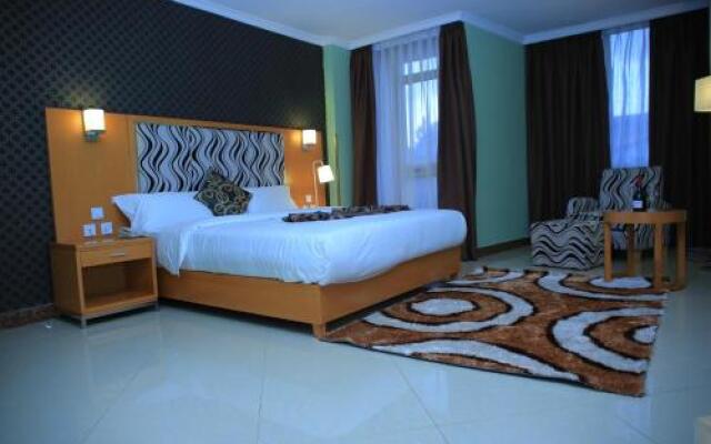Yebo Hotel  Spa