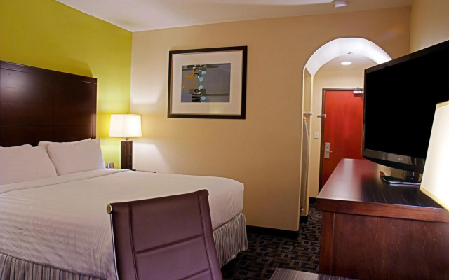 Super 8 by Wyndham Irving/DFW Apt/North