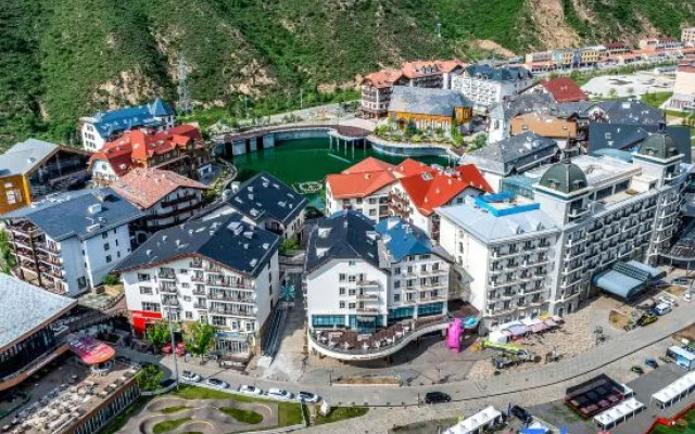 Zhangjiakou Fulong Fengling Yuegu Fanwoods Hotel
