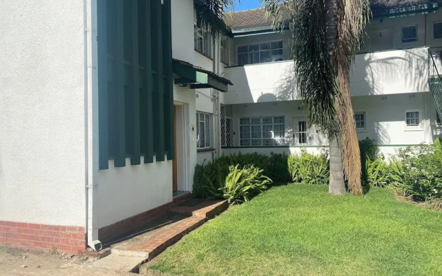 Remarkable 1-bed Apartment in Kensington Harare