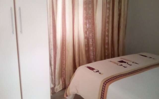 Jurdinee Guest House