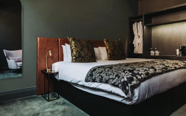 Velvet Hotel