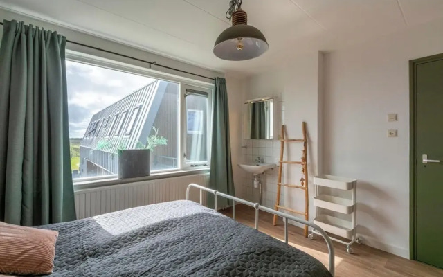 Spacious Home With Garden