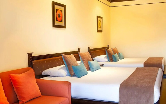 Sir James Resort