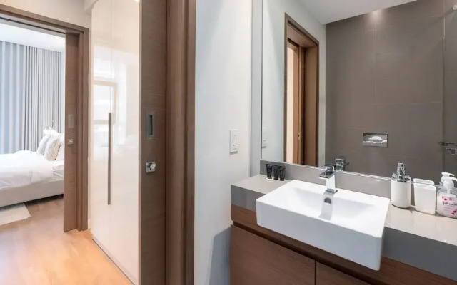 Bright Modern 1BR in City Walk