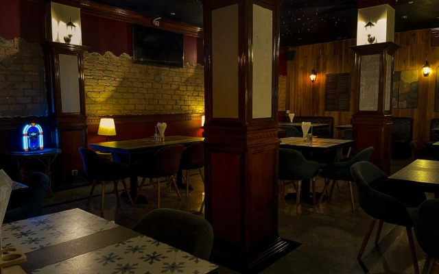 Pacific Hotel, Phnom Penh