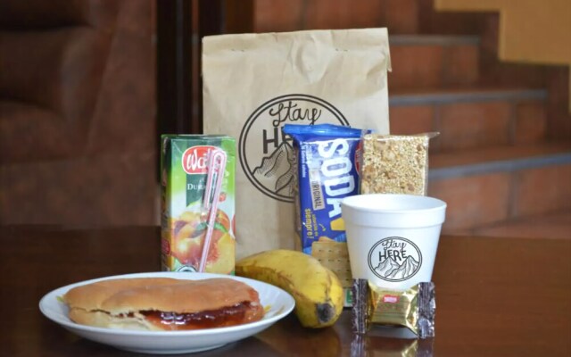 Stay Here Machupicchu