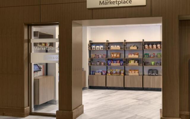 Crowne Plaza Lansing by IHG