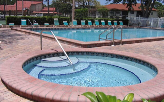 Shorewalk Vacation Villas